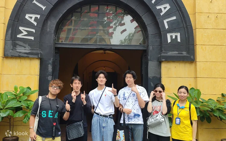 Thuê hướng dẫn viên du lịch Hà Nội – Trải nghiệm Thủ đô cùng người bản xứ